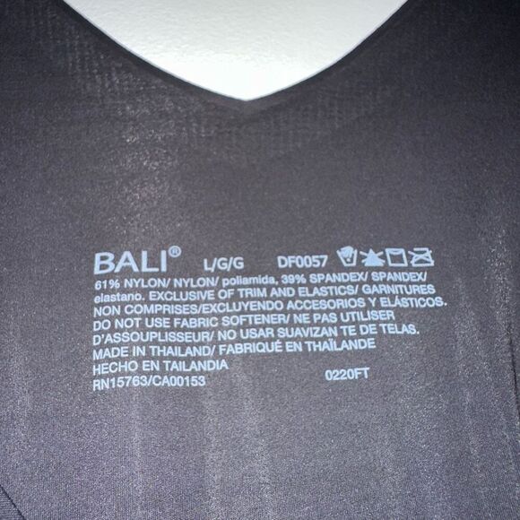 BALI Seamless Tank Top Stretch Sleeveless Body Shaping Black Large EUC - Picture 4 of 5